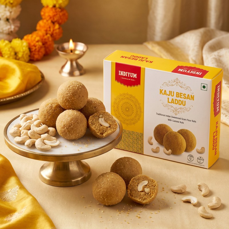 Indiyum Kaju Besan Laddu